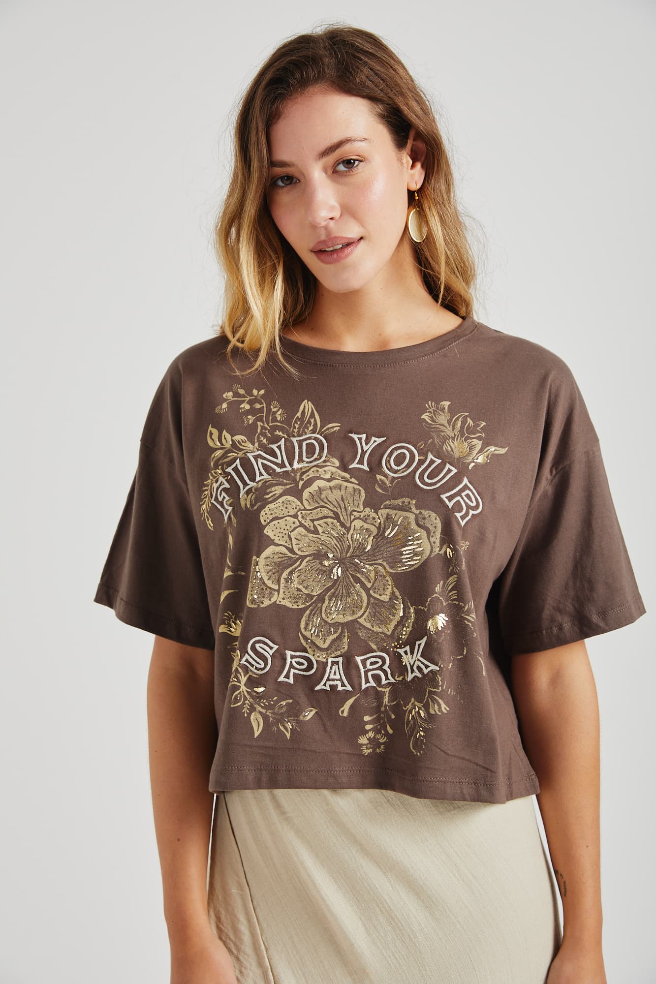 RN1519 - REMERA SPARK