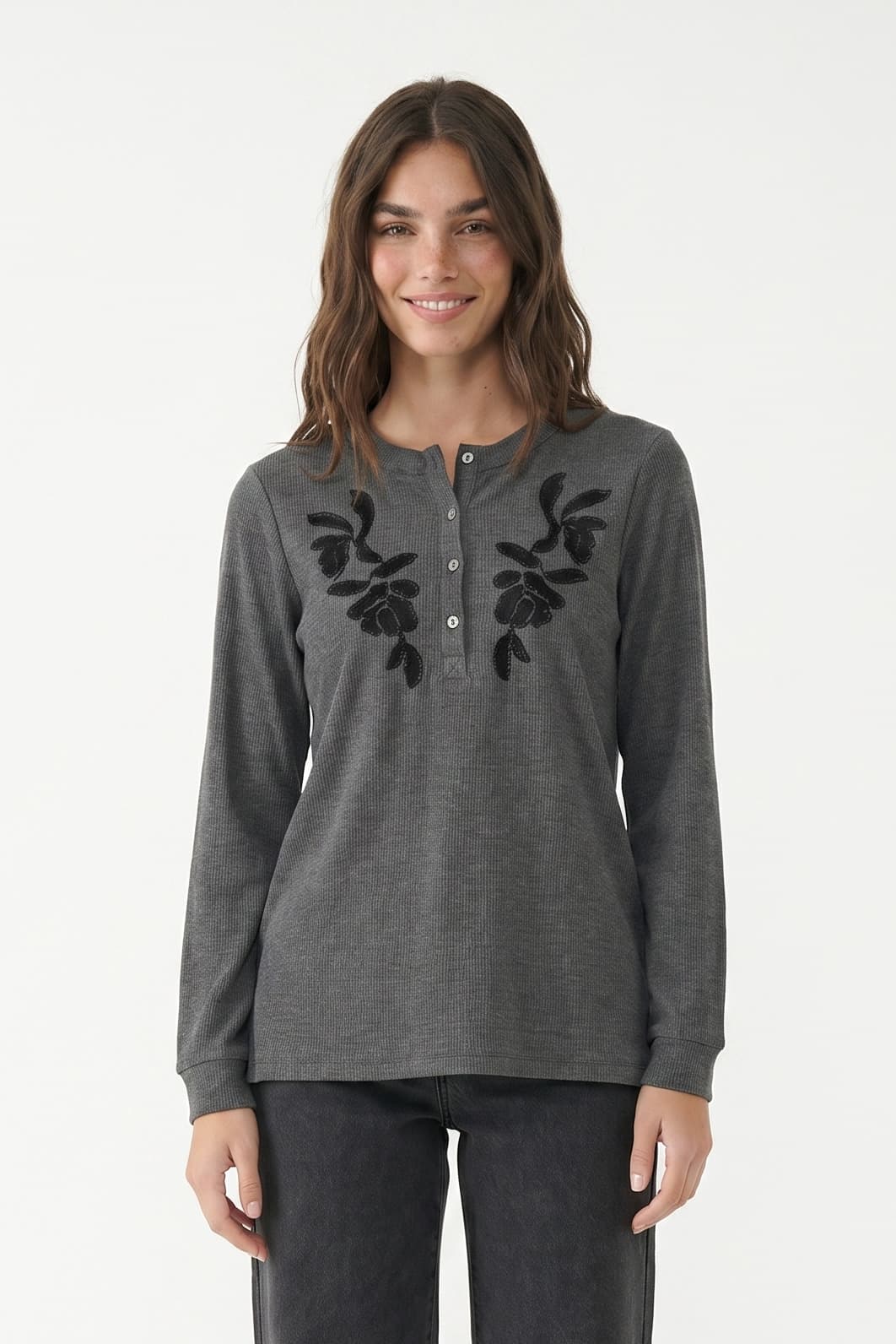 RN1653 - REMERA CARDON