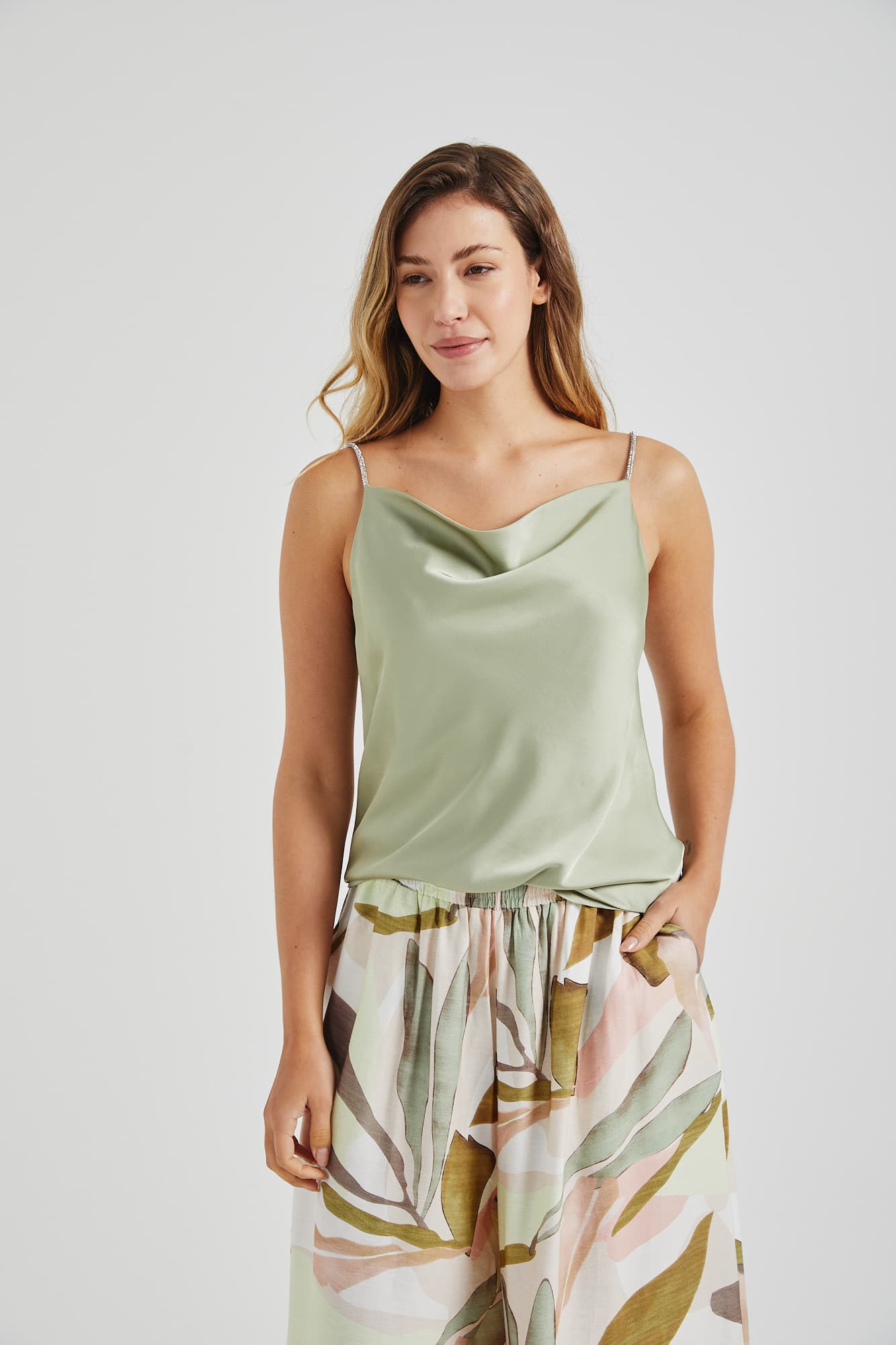 TC2614 - TOP ROSES