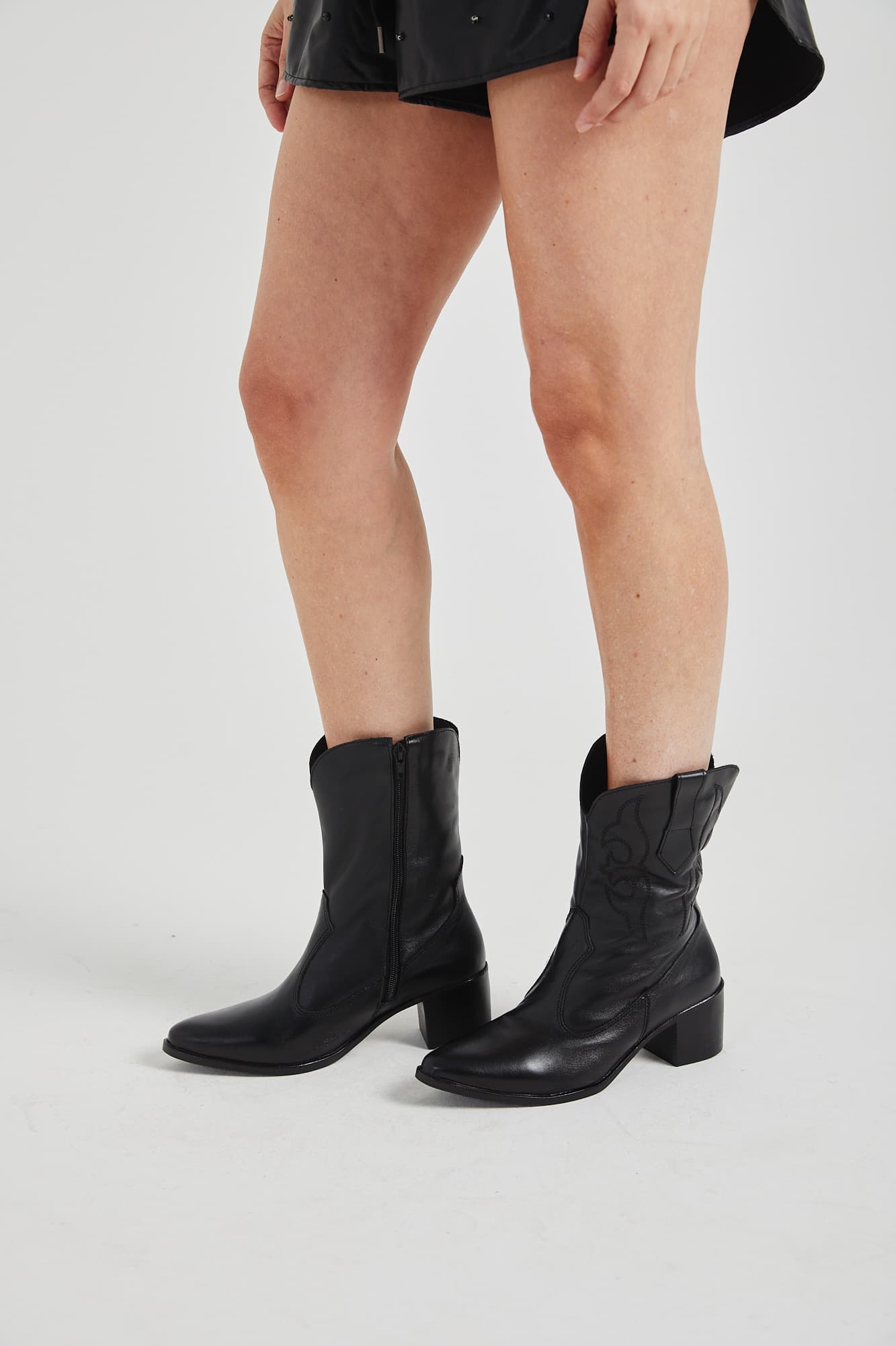 ZB1514 - BOTA YLIAN