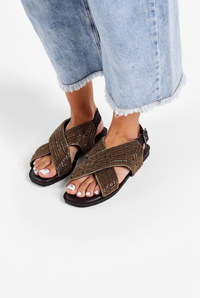 ZZ1501 - CURVA DE SANDALIA AMALIA