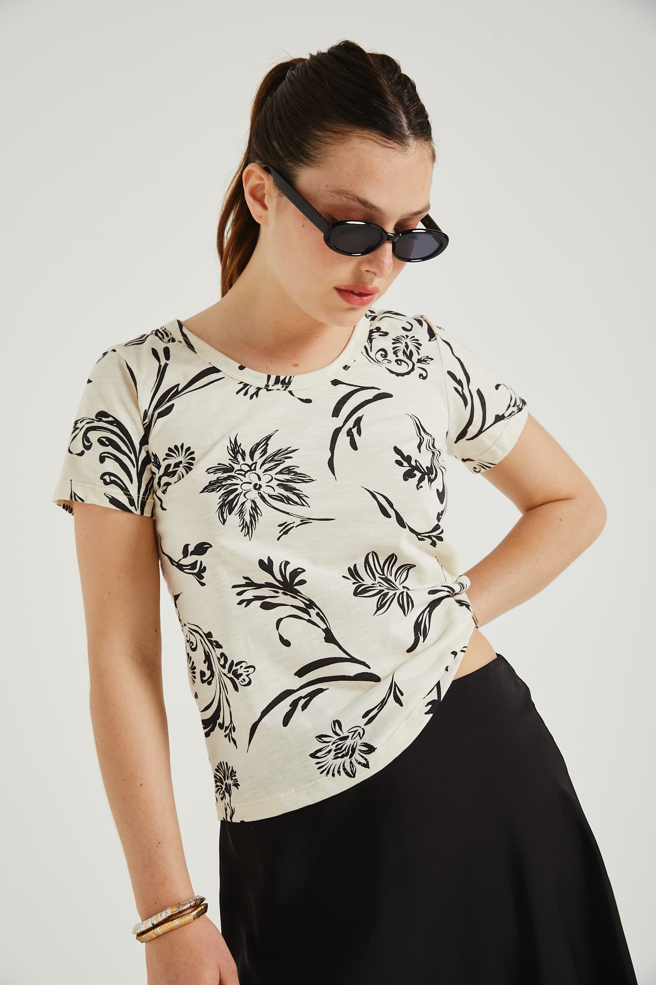 RN1530 - REMERA SHONA