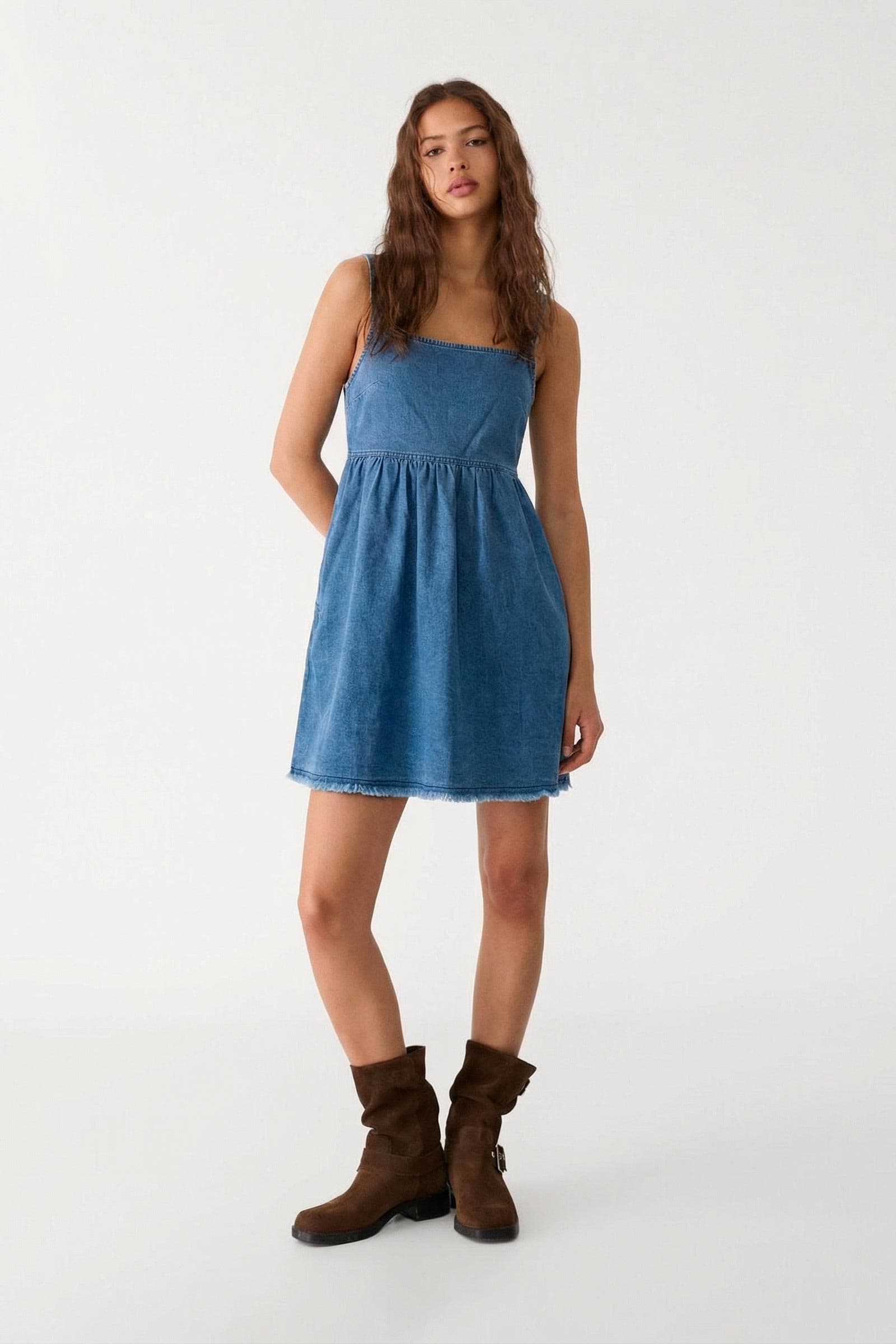 VN2631 - VESTIDO ALMENDRA 