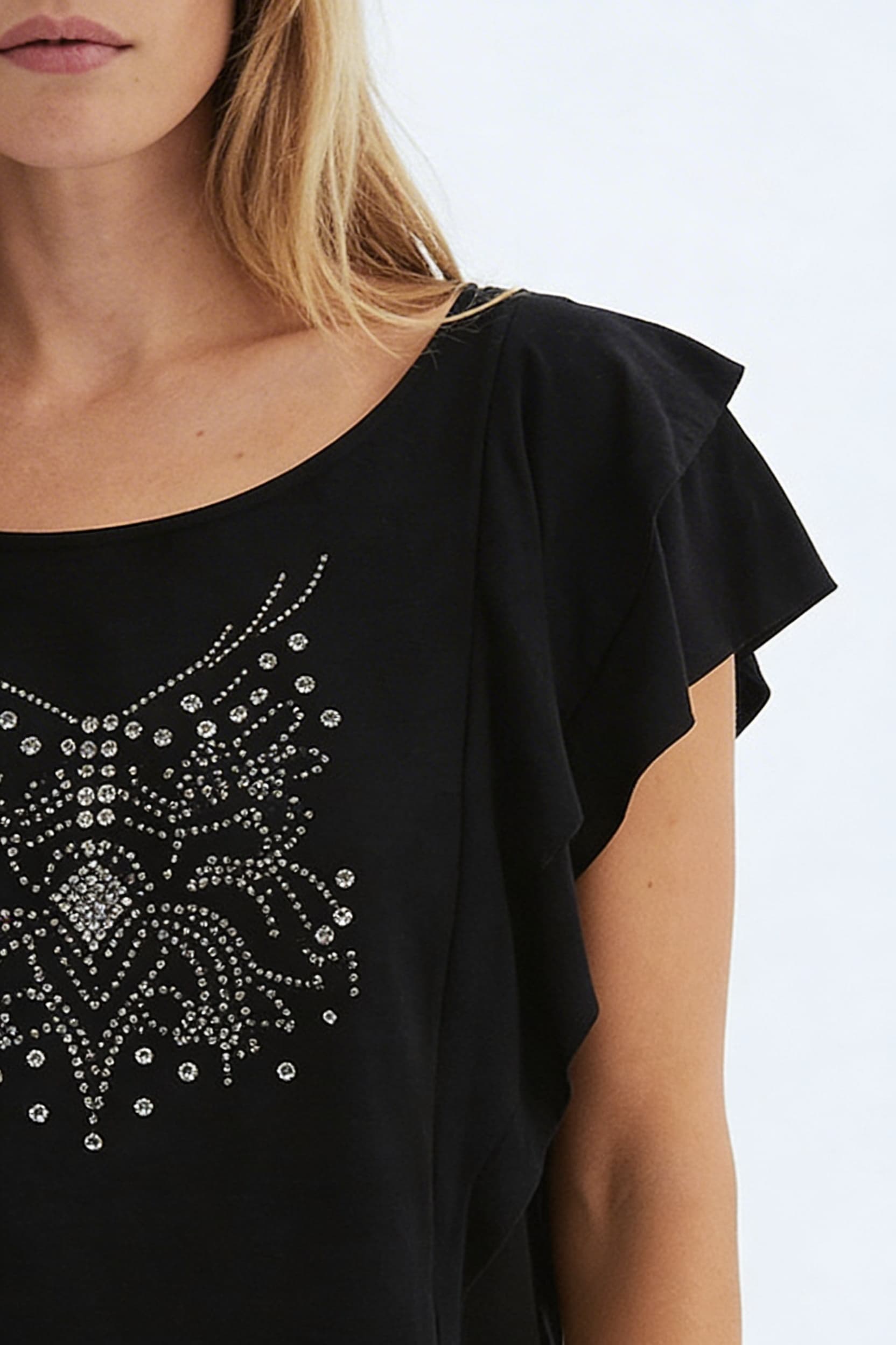 RN2607 - REMERA MATCHA