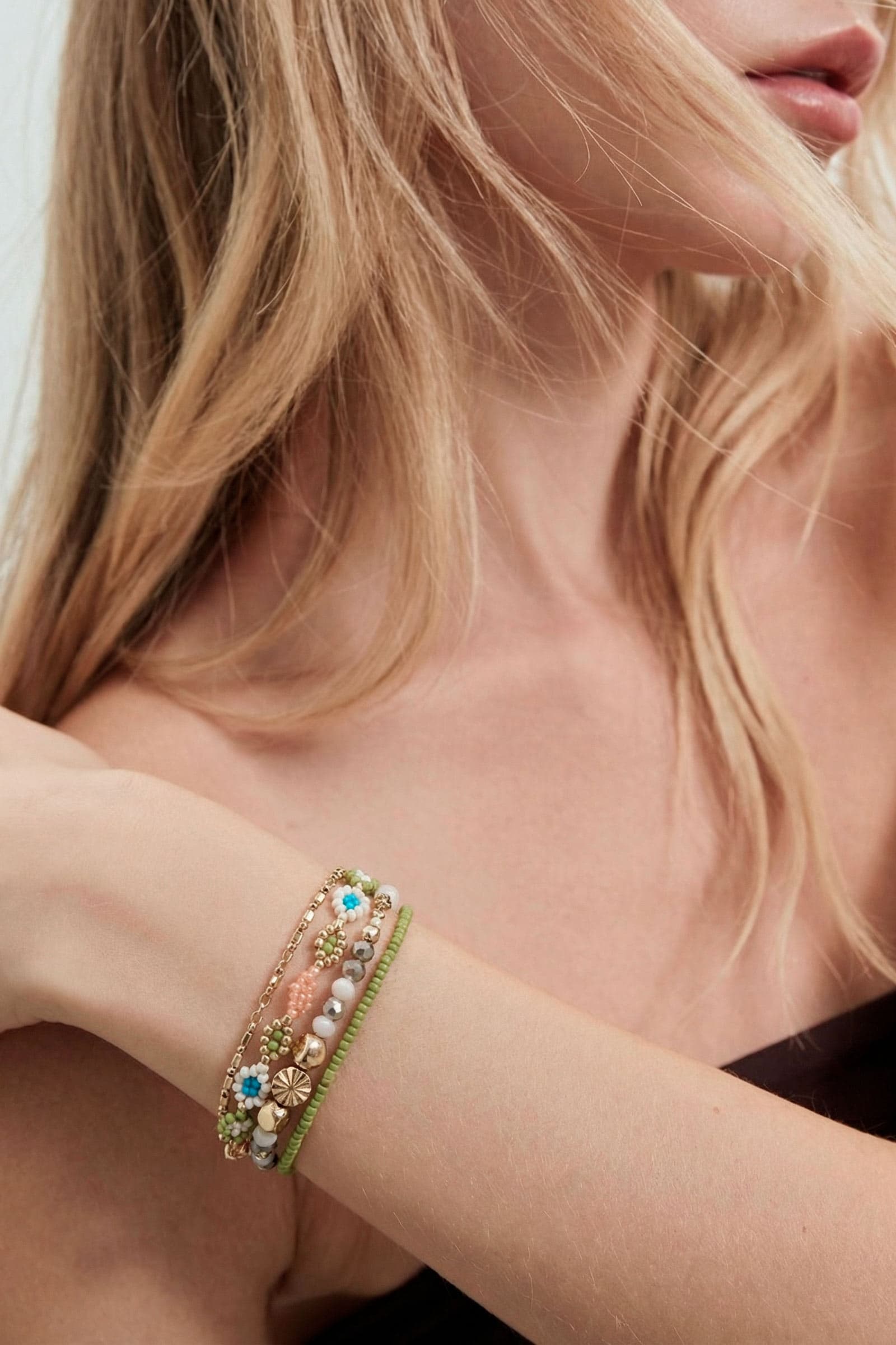 AI1533 - PULSERA ORIANA