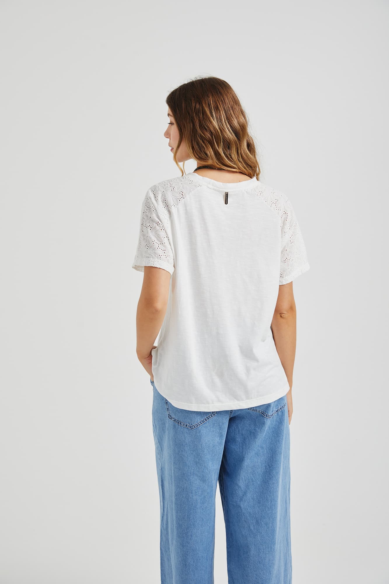 RN2608 - REMERA DOROTHY