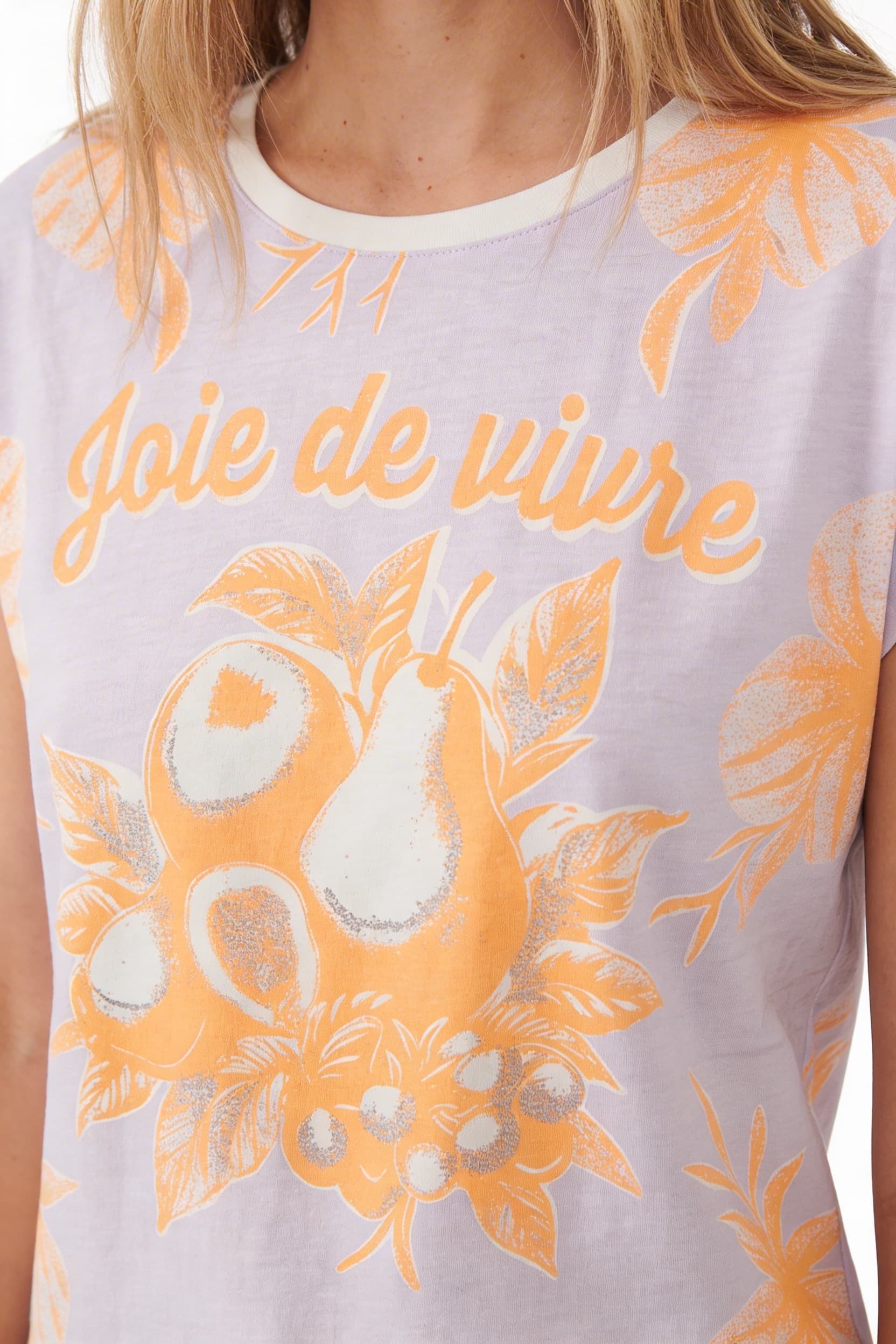 RN2653 - REMERA PYRUS