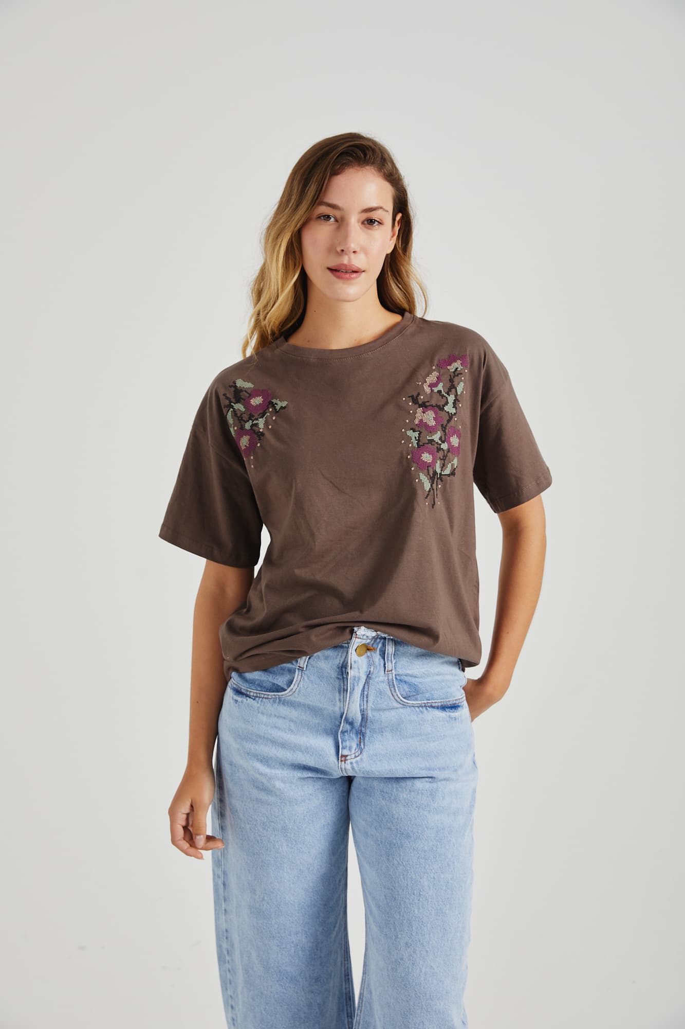 RN1525 - REMERA BADICAL