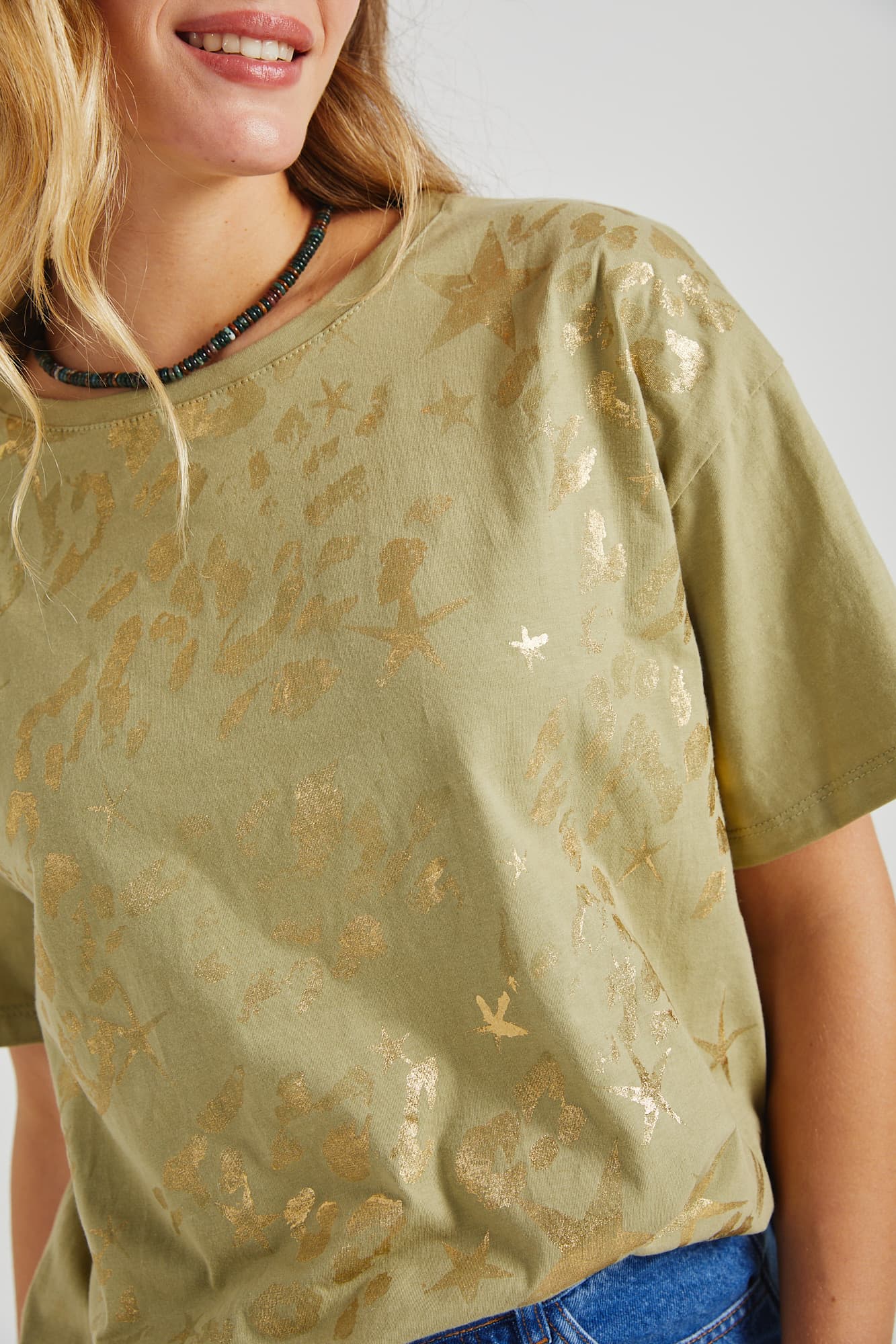 RN1523 - REMERA STARS