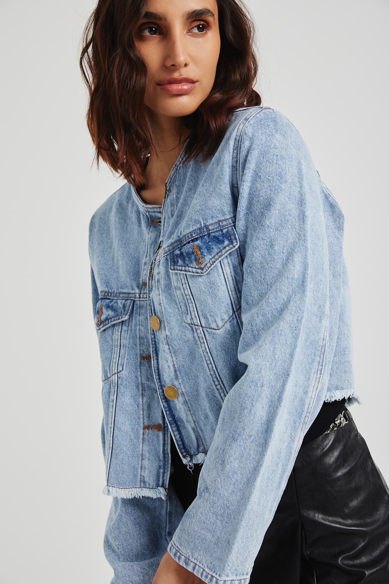 JN2612 - CAMPERA ALISO