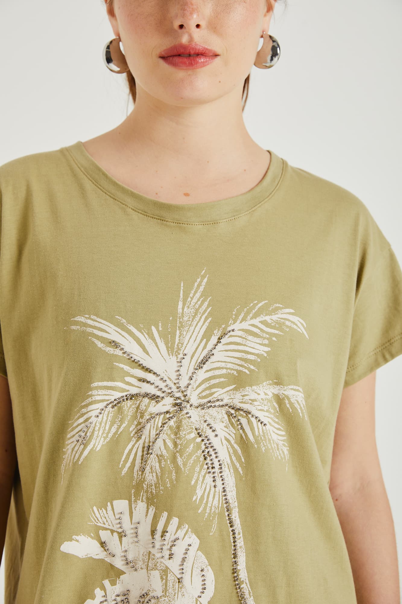 RN2622 - REMERA PARAISO