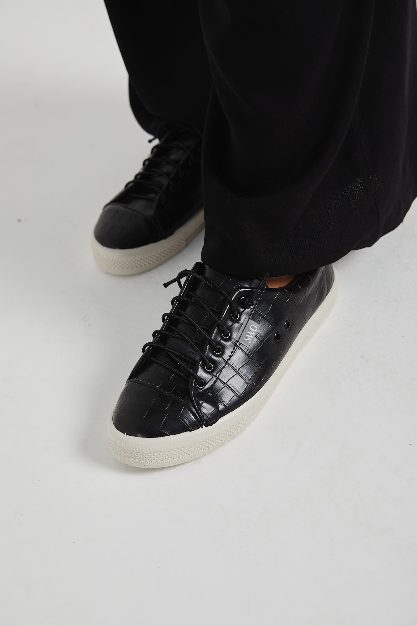 ZB1503 - ZAPATILLA ARAZEL