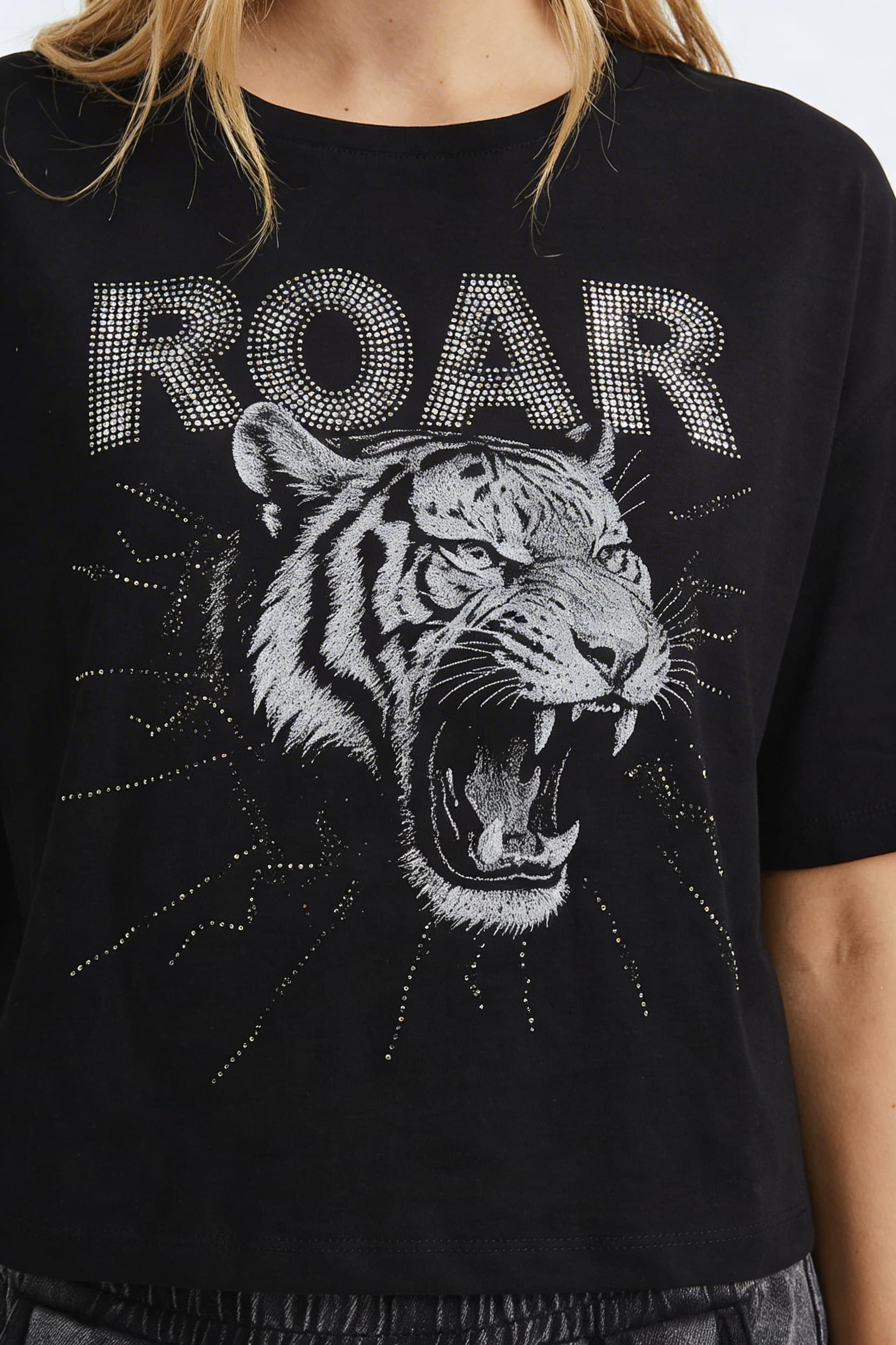 RN2623 - REMERA ASTER 