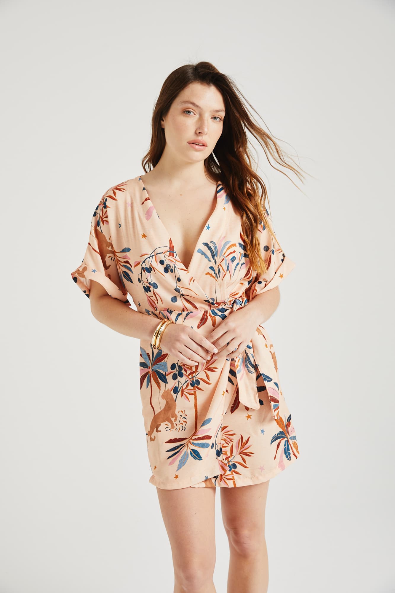 VN2621 - VESTIDO ESCAROLA