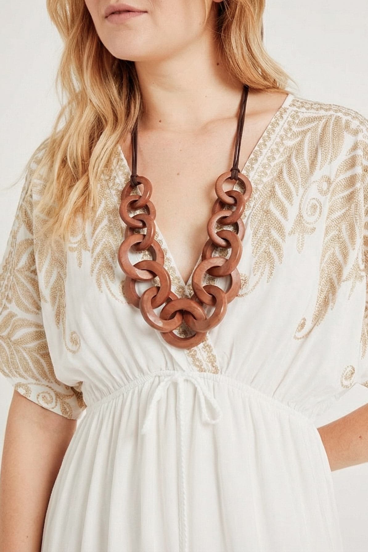 AI1535 - COLLAR NAJMA