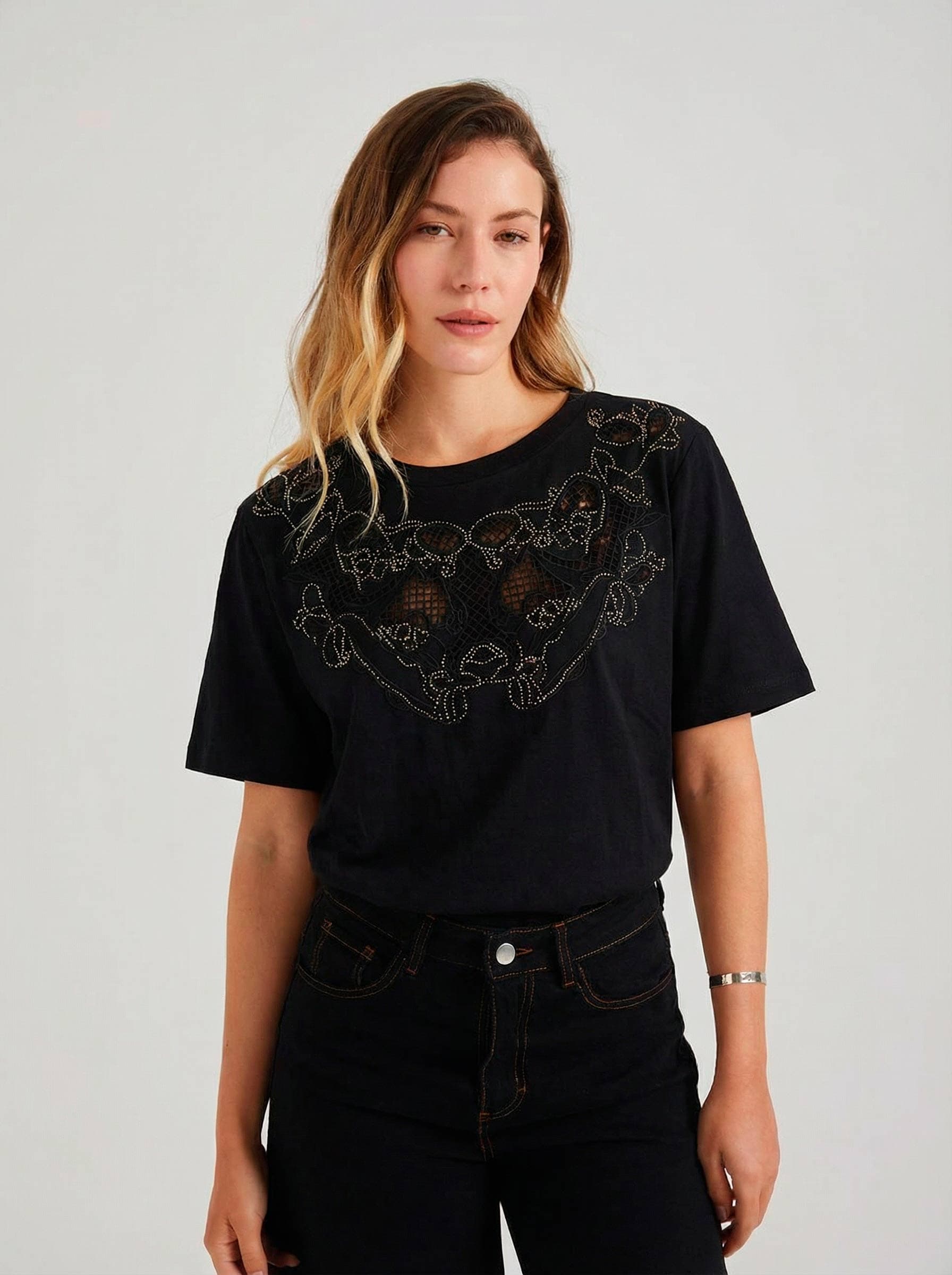 RC2610 - REMERA MERCI