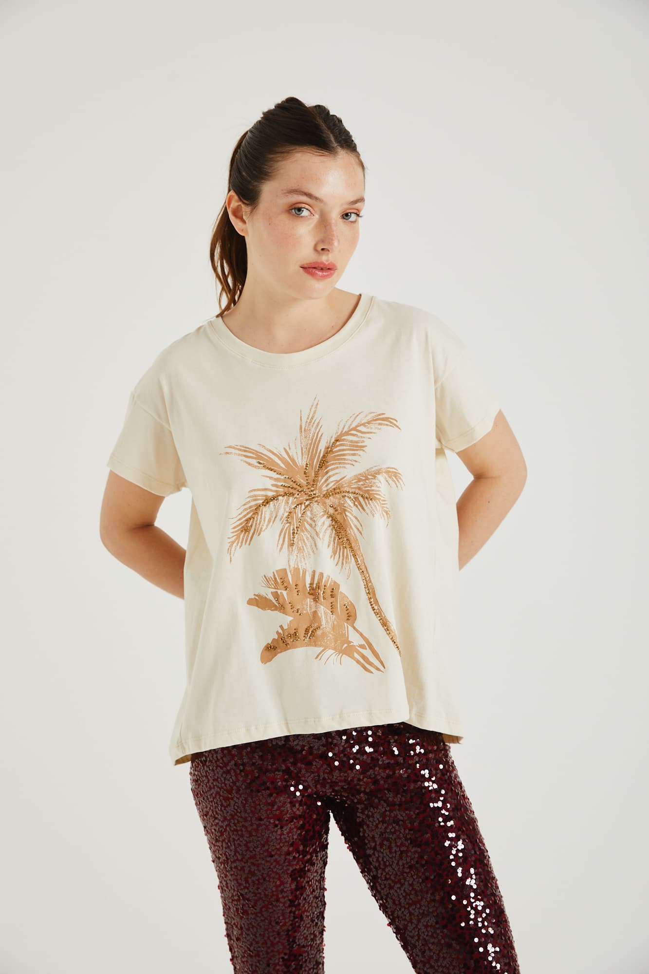RN2622 - REMERA PARAISO