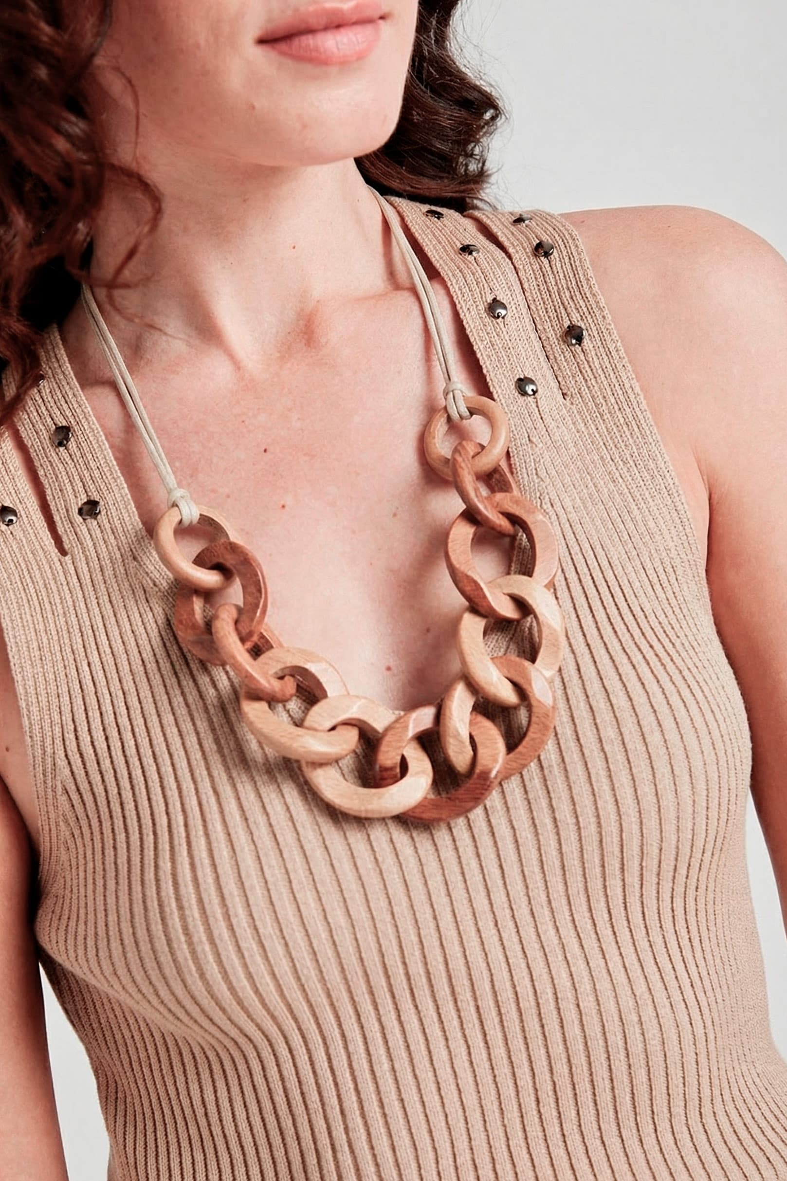 AI1535 - COLLAR NAJMA