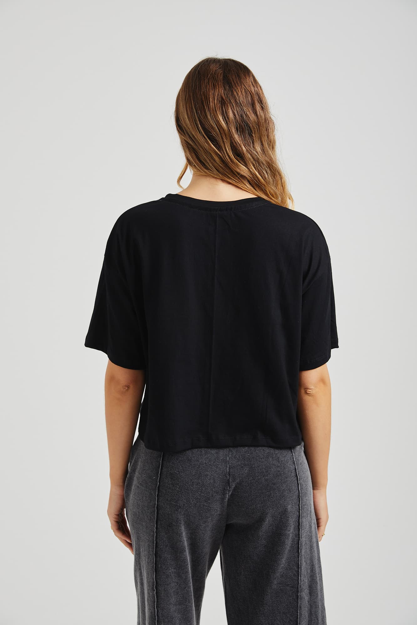 RN2623 - REMERA ASTER 