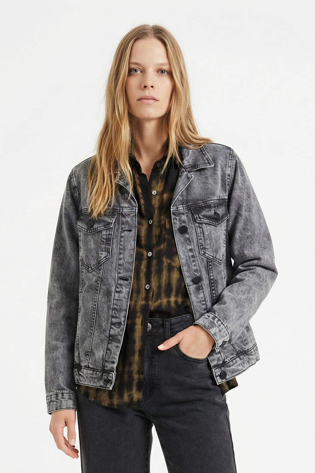 JN2506 - CHAQUETA PRUNA