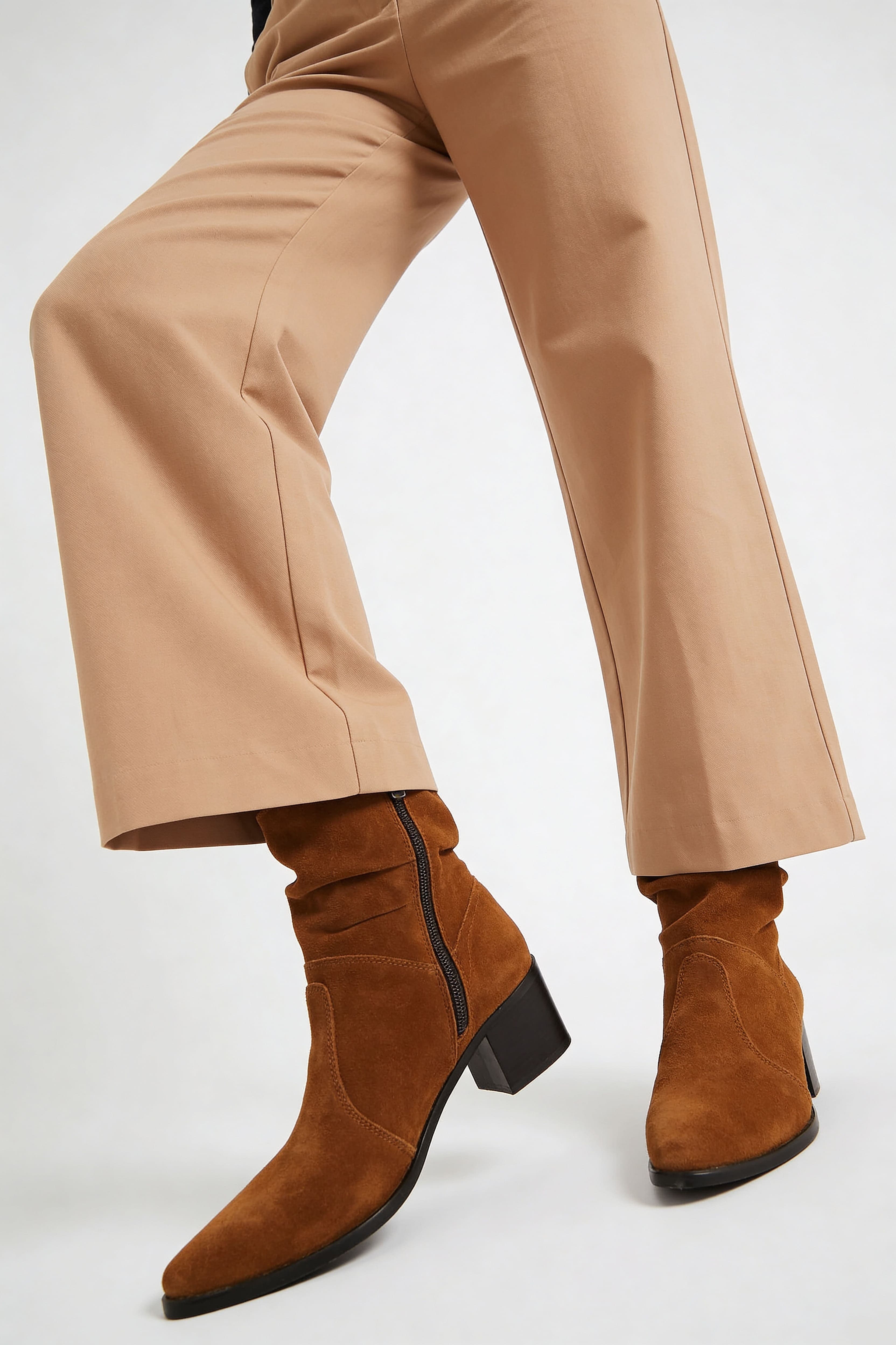 ZB1512 - BOTA OLEN